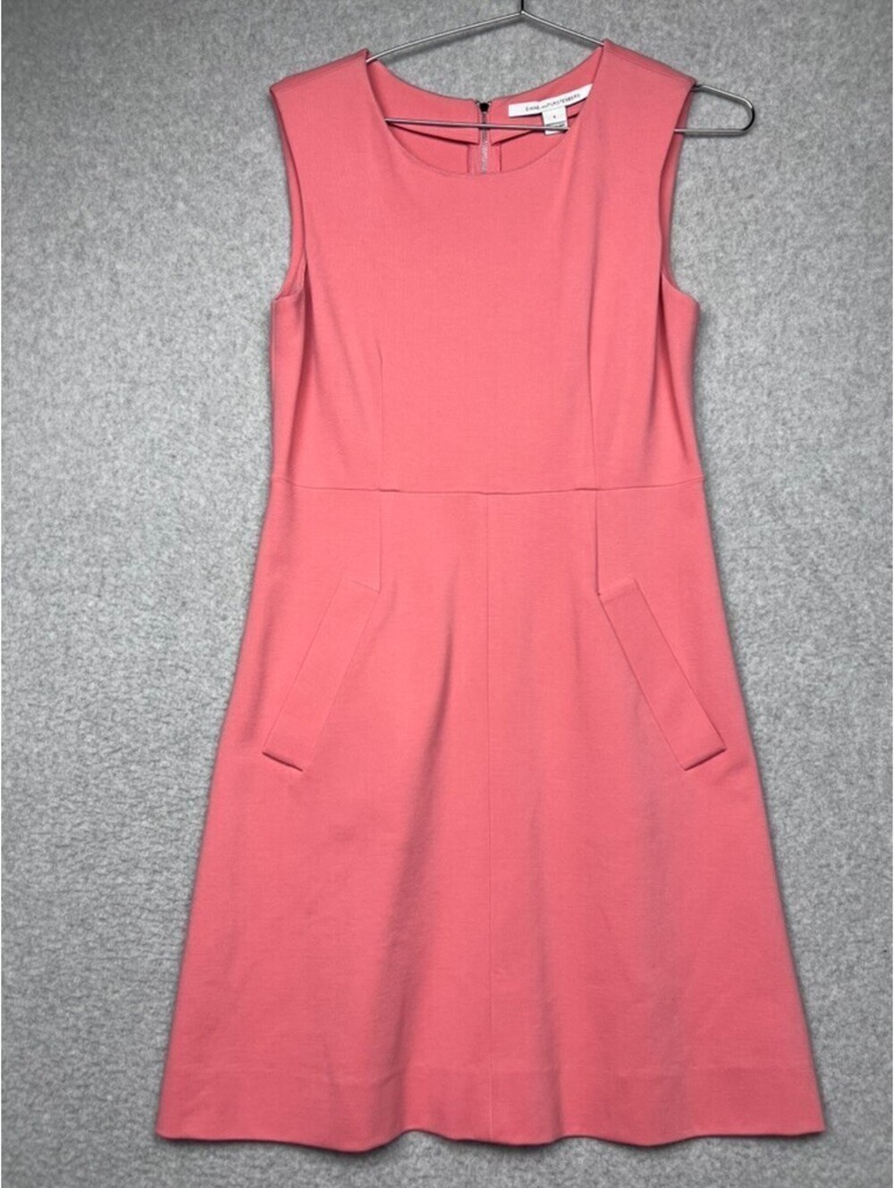 Diane von Furstenberg Carpreena Shift Dress 6 Ponte Knit Pocket exposed Back Zip